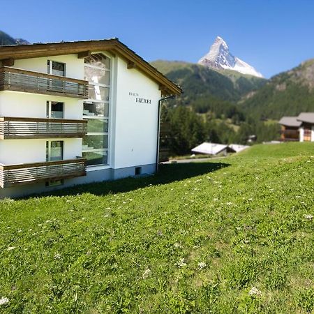 Chalet Herbi Zermatt Exterior photo